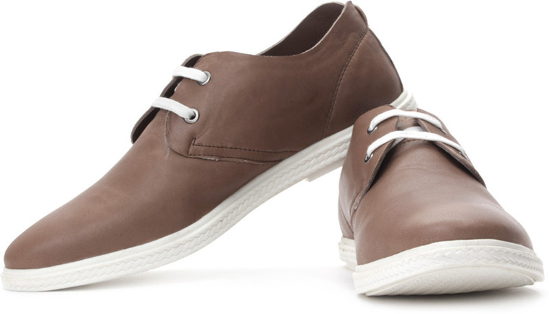 Style Centrum Corporate Casuals For Men(White, Brown)