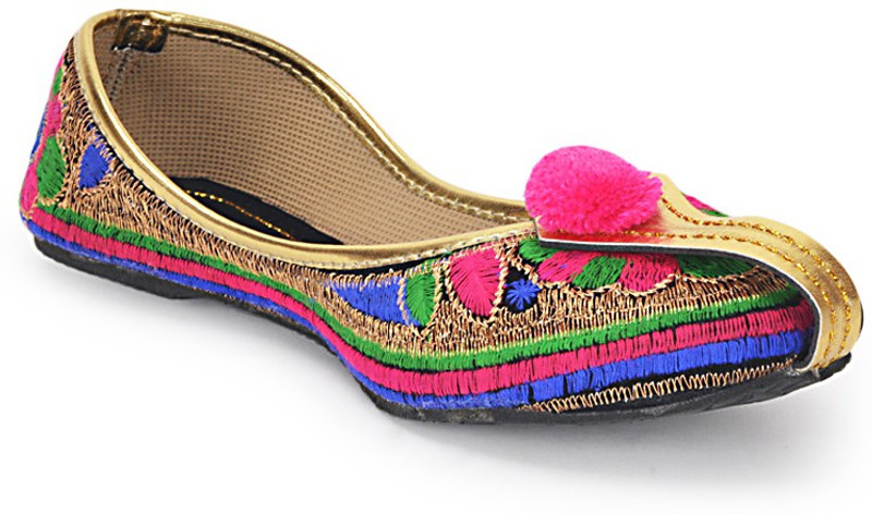 Paduki Ethnic Footwear Mojaris For Women(Multicolor)