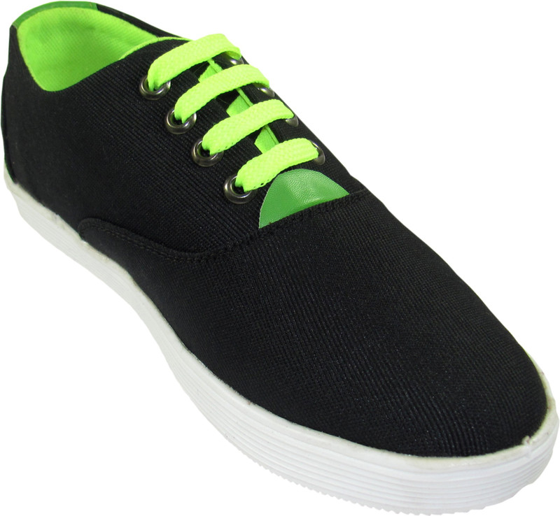 TheWhoop Black Lace-up Solid Casuals For Men(Black)