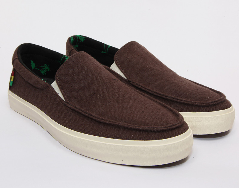 Vans Bali Sf Canvas Shoes For Men(Brown) Vans Bali Sf Canvas Shoes For Men(Brown)