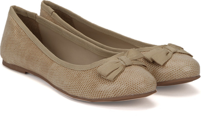 Miss CL By Carlton London Miss CL Bellies For Women(Beige)