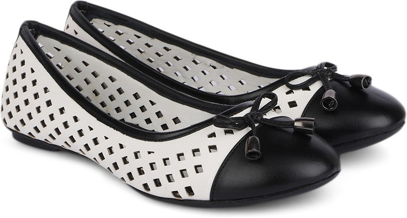 Chemistry Contrast Toe Bellies For Women(Black)
