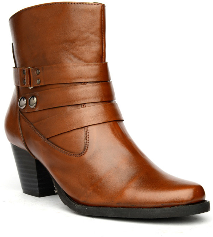Bruno Manetti Clariss Boots For Women(Tan) Bruno Manetti Clariss Boots For Women(Tan)