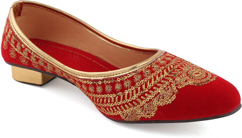 Paduki Ethnic Footwear Jutis For Women(Red, Gold)