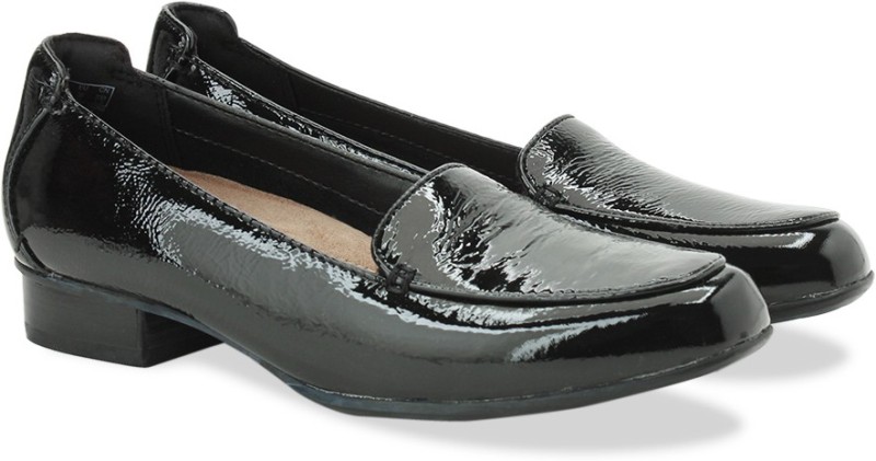 Clarks Keesha Luca Black Pat Slip On shoes For Women(Black)