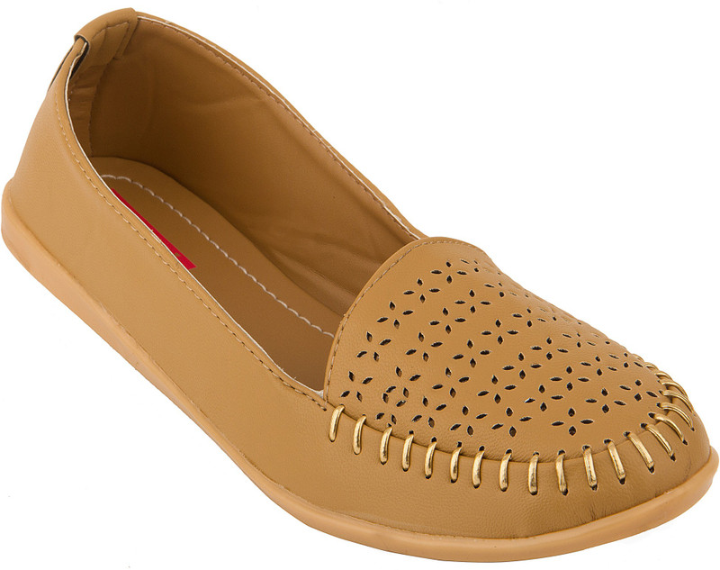 Footrendz Cutwork Bellies For Women(Beige) Footrendz Cutwork Bellies For Women(Beige)