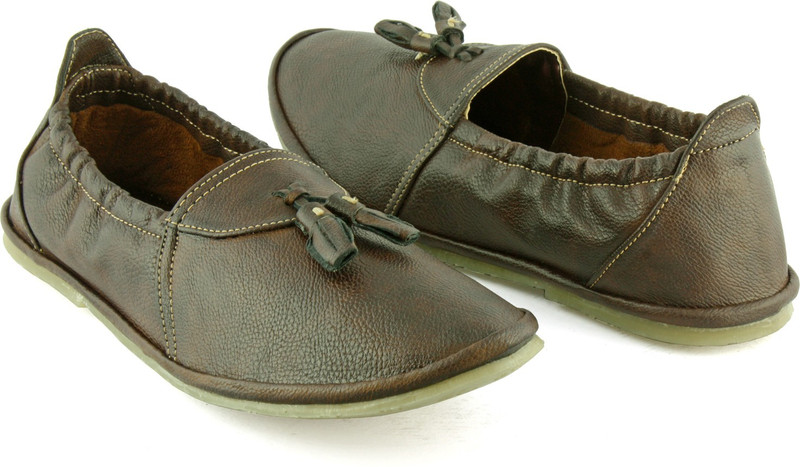 DeVEE Plain Fumta Brown Mojaris For Men(Brown)