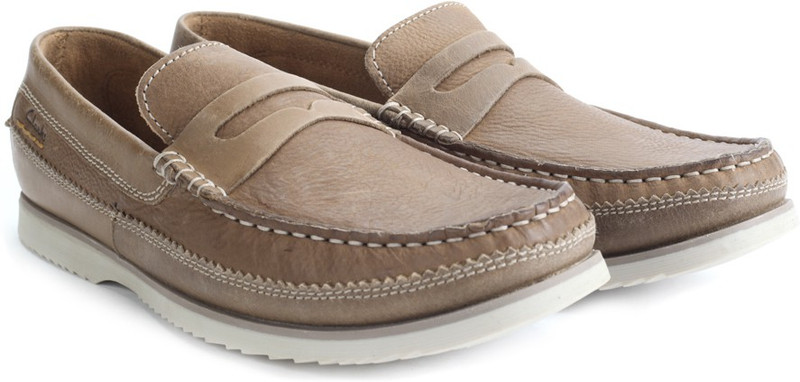 Clarks Kendrick Ride Nubuck Men Loafers For Men(Brown)