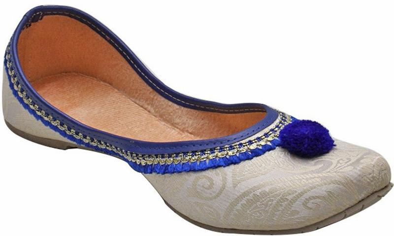 Port Punjabi BlueWhite Jutis For Women(White)