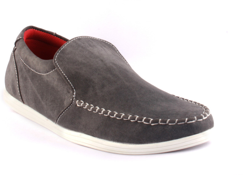 Zapatoz Grey Faded Loafers For Men(Grey)