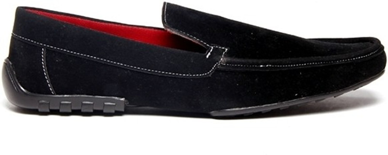 Zapatoz Black Suave Loafers For Men(Black)