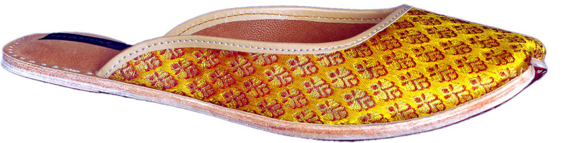 Paavdi Jutis For Women(Yellow)