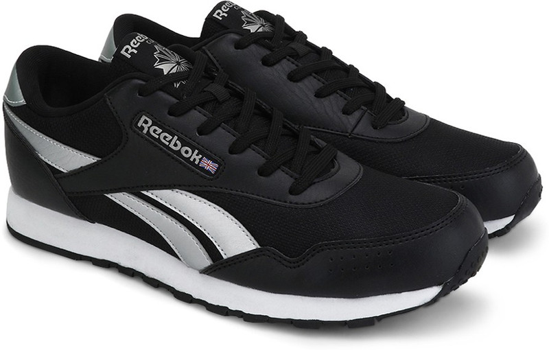 REEBOK CLASSIC PROTONIUM Men Sneakers For Men(Silver, Black)