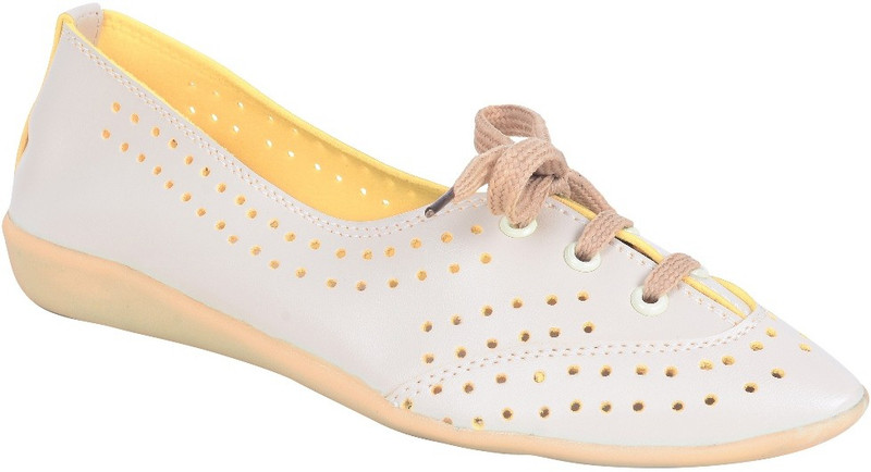 Footrendz Gripped Casuals For Women(Beige)