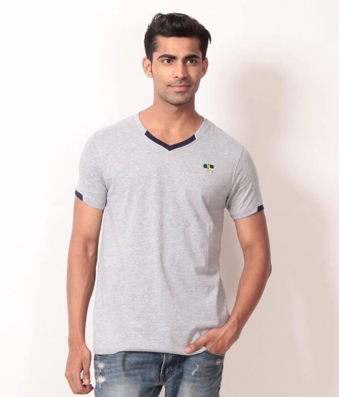 Londoner Solid Men V-neck Grey T-Shirt