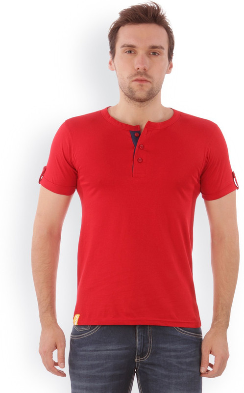 Campus Sutra Solid Men Henley Red T-Shirt