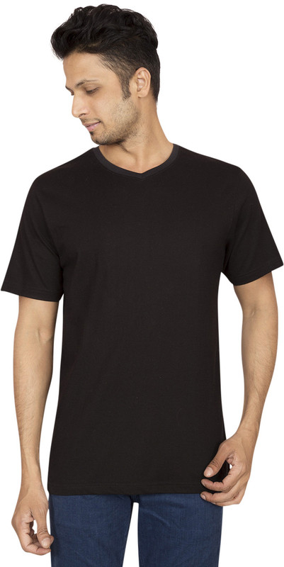 Red Line Solid Men V-neck Black T-Shirt