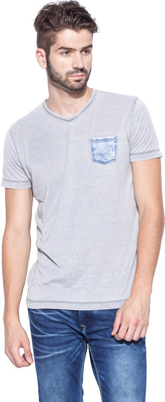 Mufti Solid Men V-neck Grey T-Shirt