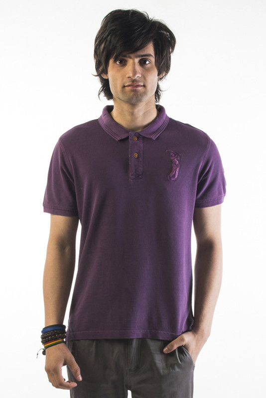 Srota Solid Men Polo Neck Purple T-Shirt