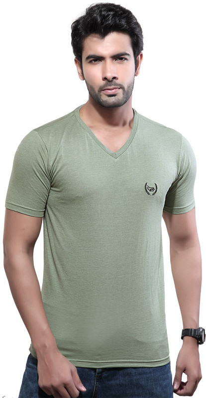 DIFFERENCE OF OPINION Solid Men V-neck Green T-Shirt