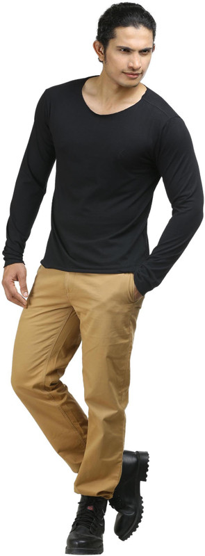 Oviyon Solid Men Boat Neck Black T-Shirt