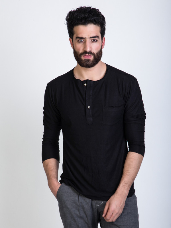 Mr Button Solid Men Henley Black T-Shirt