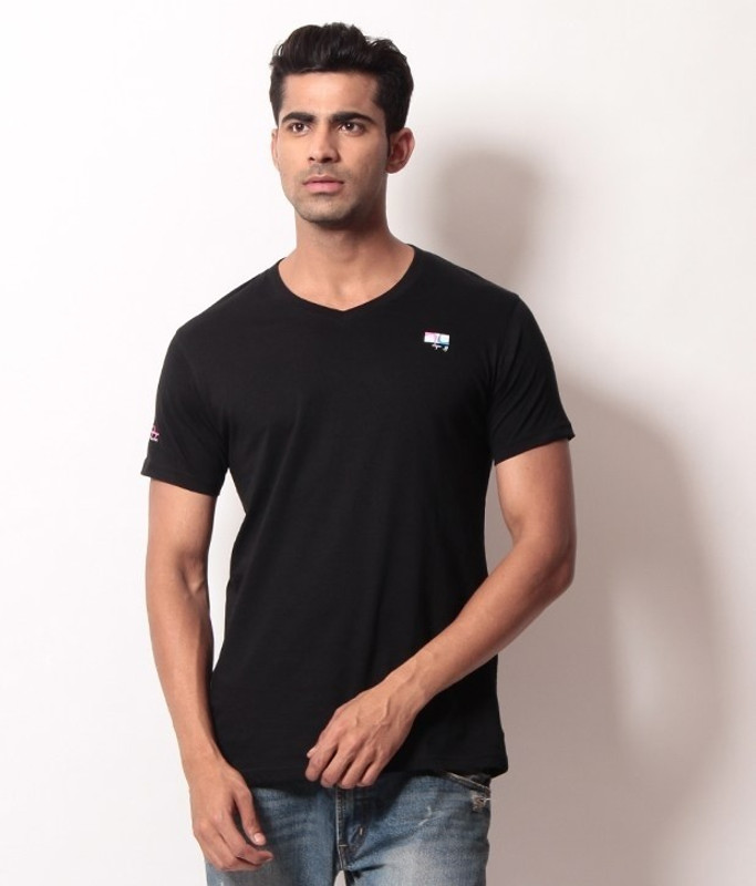 Londoner Solid Men V-neck Black T-Shirt