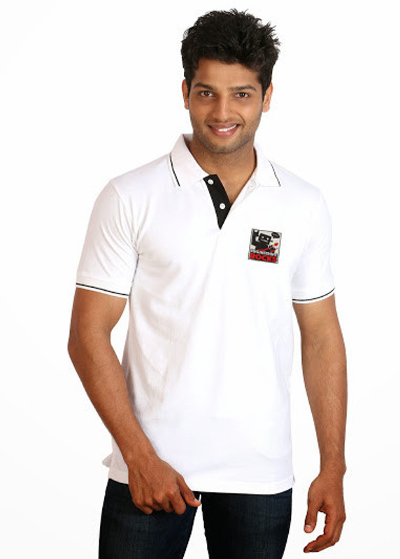 Campus Sutra Solid Men Polo Neck White T-Shirt