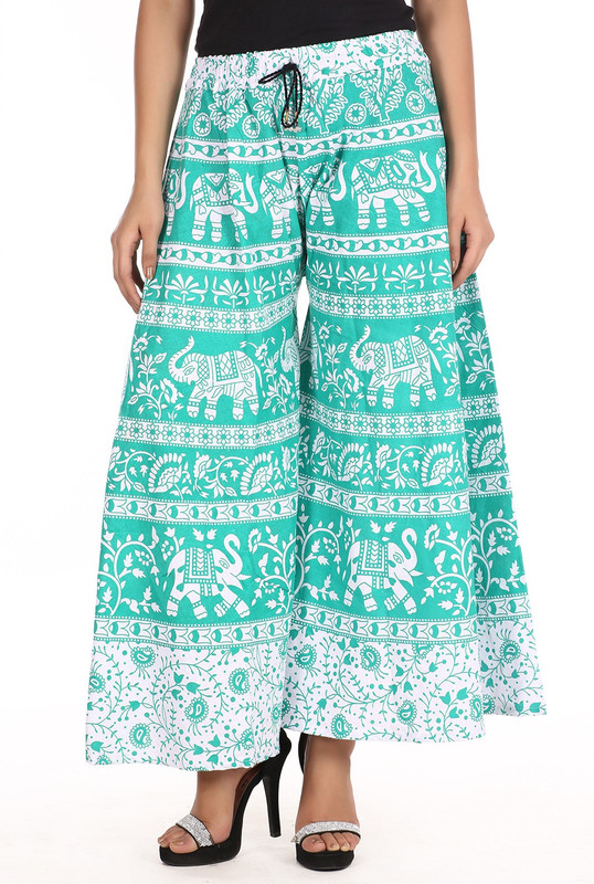 Soundarya Regular Fit Women Green Trousers