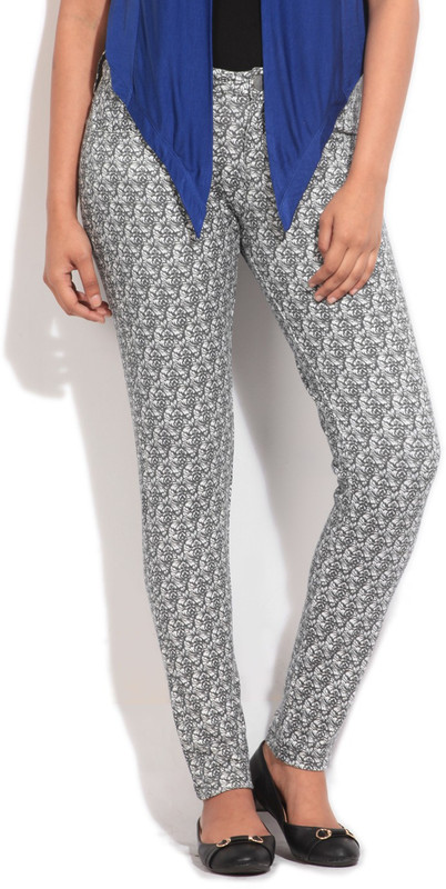 United Colors of Benetton. Skinny Fit Women White, Black Trousers