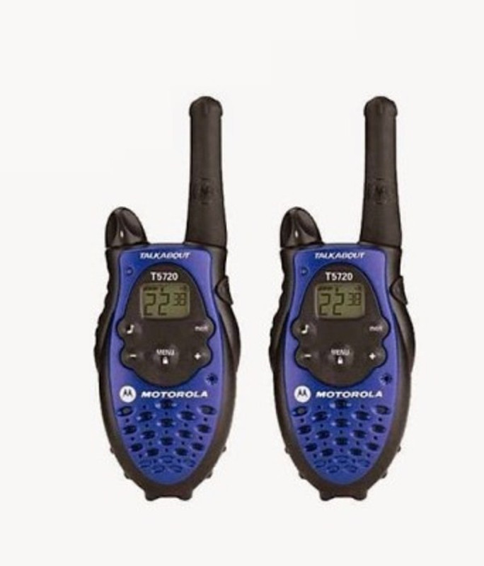 DE Motorola Talkabout T5720 Walkie Talkie(Blue, Black) RS.3999 (45.00% Off) - Flipkart