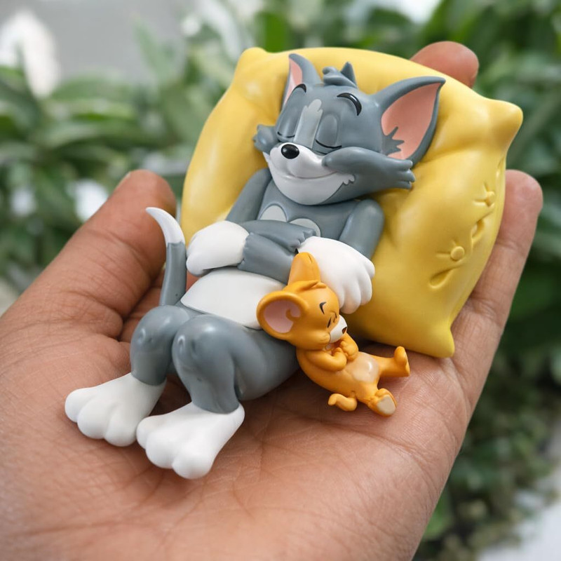 STYLELOOP Tom Jerry Cute Sleeping Figurine(Multicolor)