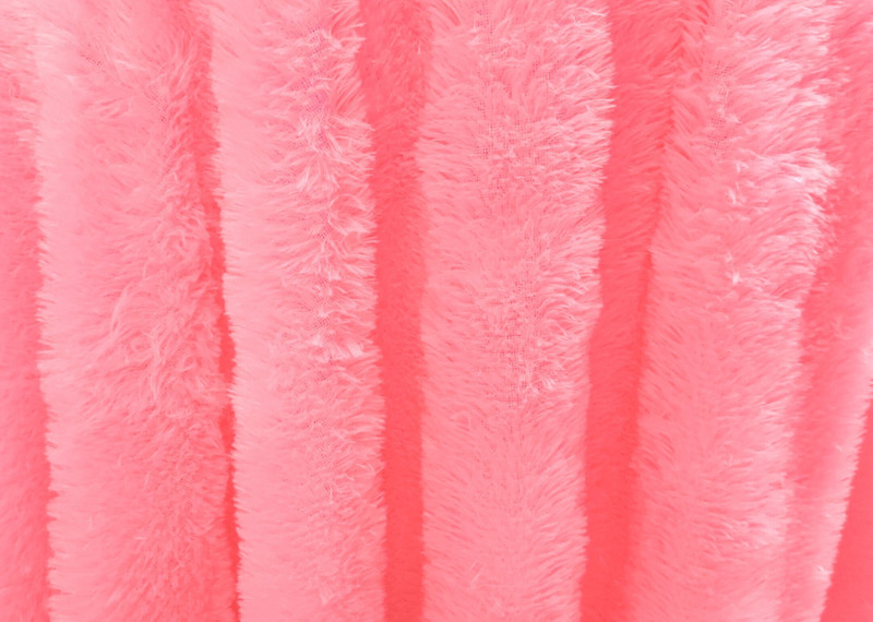 yo comfort 1M Unstitched Baby Pink Fur Fabric. Use: Soft Toys, Dresses, Home Furnishing.