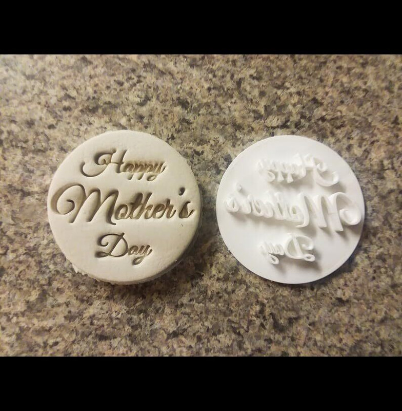 EROTNGO Happy Mothers Day Embosser Stamp for Cupcakes Cookies Fondant Decoration Cookie Cutter