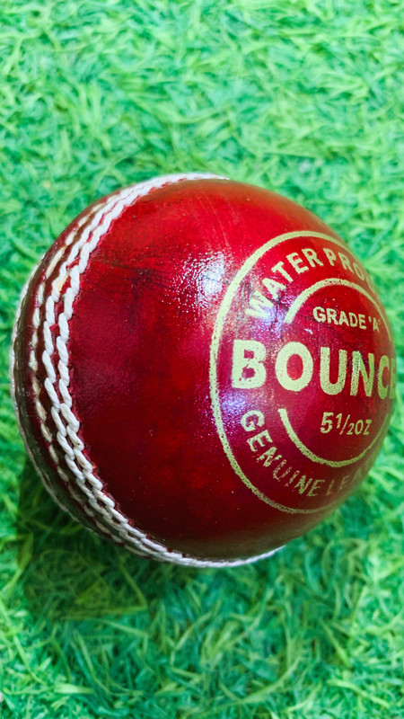KHX HUB BOUNCER 4 PIECE CRICKET BALL Cricket Leather Ball(Standard, Pack of 1, Red)