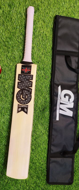 ACMS GM Handcrafted Black Edition English Willow Cricket  Bat For 15+ Yrs(1000-1100 g)