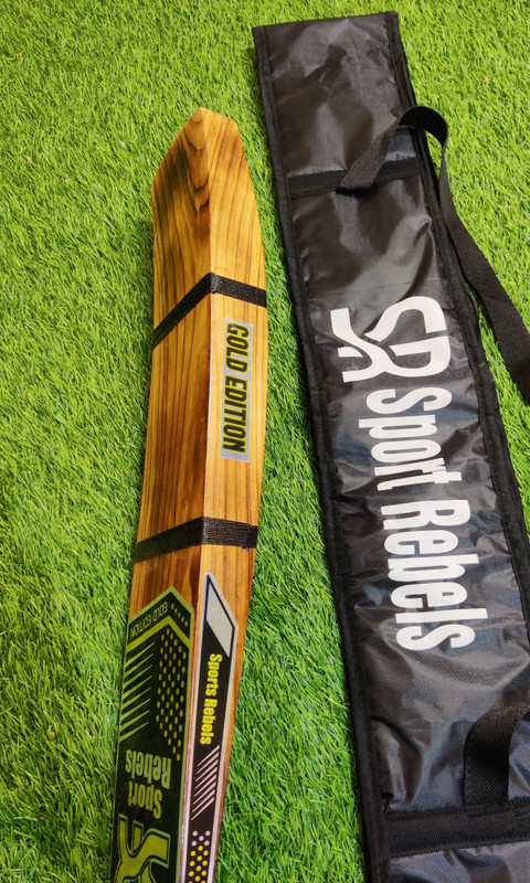 Willow master Gold Edition Triple Blade light weight Kashmir Willow Cricket  Bat For 15+ Yrs(1 kg)