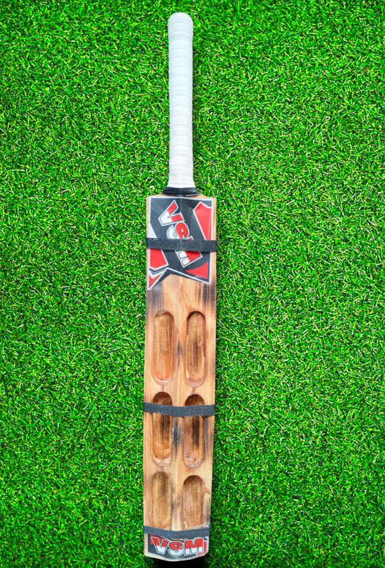 VSM Hitman 3 Band Capsule Double Blade Scoop Burn Fire Full Size Kashmir Willow Cricket  Bat For 15+ Yrs(1 kg)