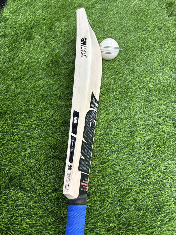 WCB GM Limited Edition English Willow Bat English Willow Cricket  Bat For 15+ Yrs(1 kg)