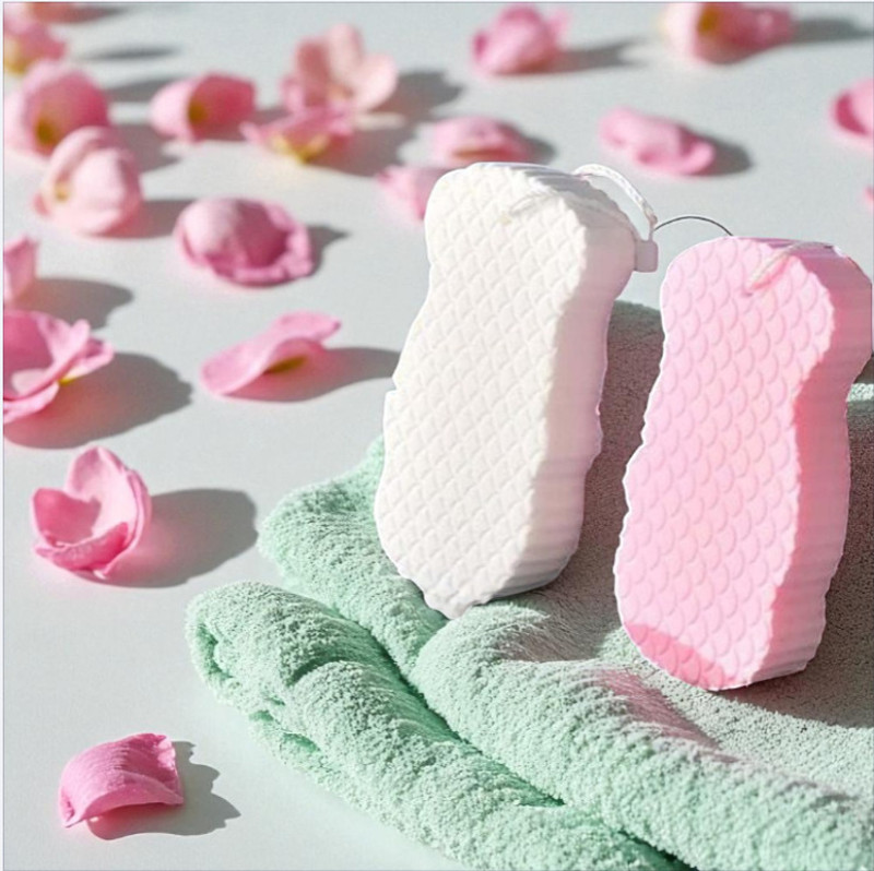 Qseefy Bathing Sponge for Dead Skin Remover and Impurities from Body for Adults