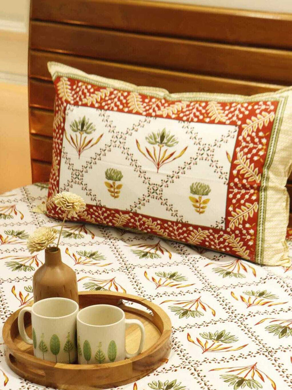 familyfashion Cotton King Flat 280 TC Floral 5 Bedsheets with 10 Pillow Covers(White)