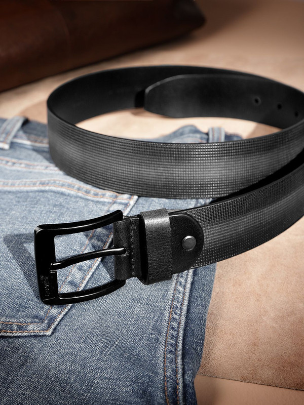 LEVI'S Men Casual Black Genuine Leather Belt