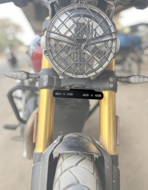 L3 MODZ Number Plate Relocation Clamp for Triumph Speed 400 | Triumph Scrambler 400x Bike Fairing Kit
