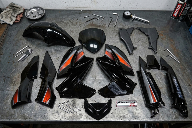 Purjah Karizma R�Bike Body Parts (Black) Bike Fairing Kit