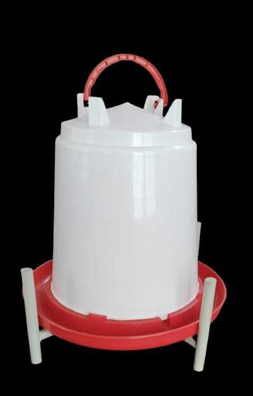 Praish Hygienic 8L Poultry Water Dispenser for Chickens and Birds Ground Bird Feeder(White)