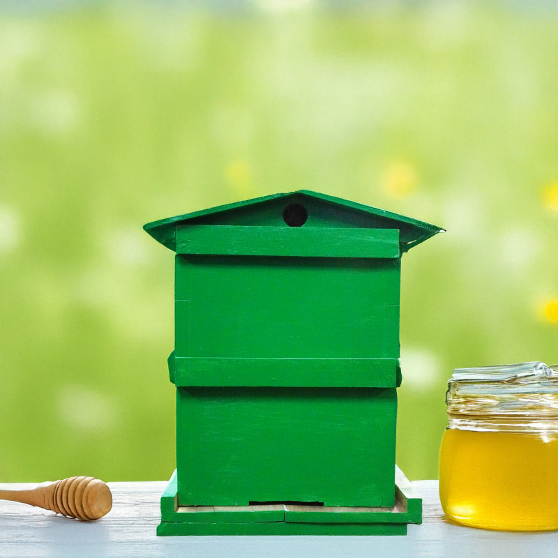 TEAK BEE 1 Bird House(Free Standing)