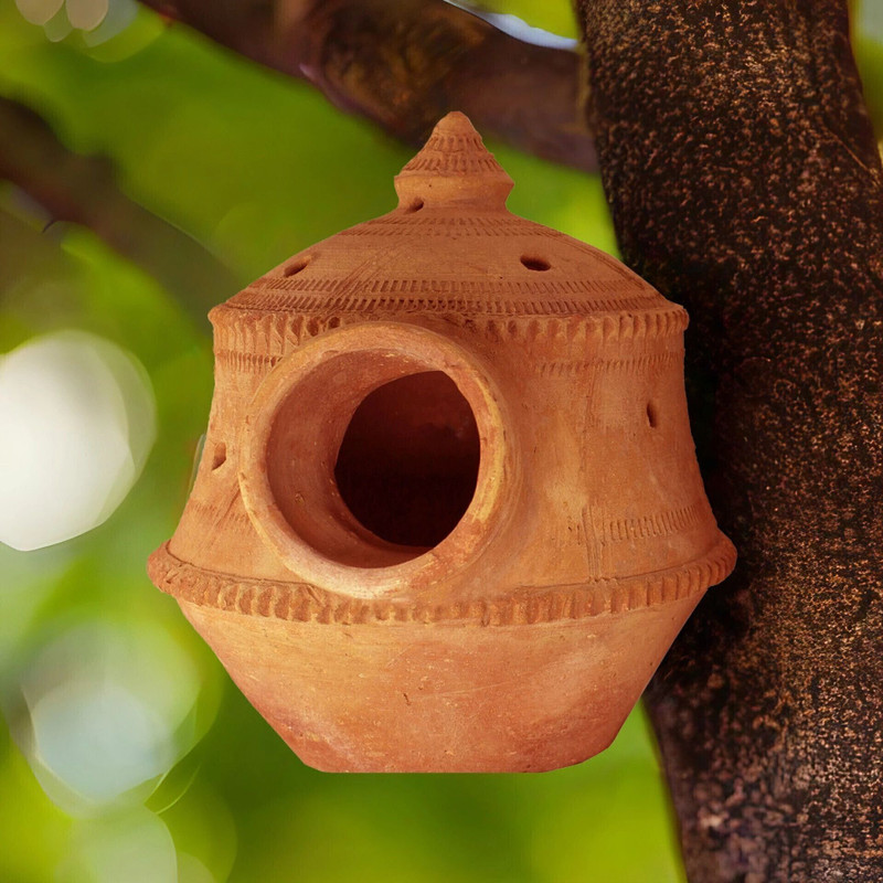 QWGPT Natural Mud Bird Nest Decorative Showpiece - 17 cm (Metal, Multicolor) Bird House(Hanging)