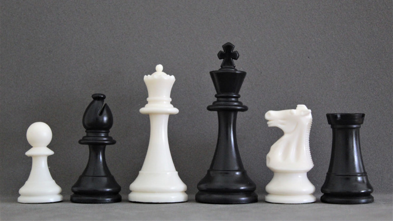 4knights Club Special Light Weight Chess Set Strategy & War Board Game
