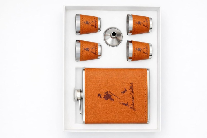 KRUVI MART Stainless steel Hip Flask(300 ml)