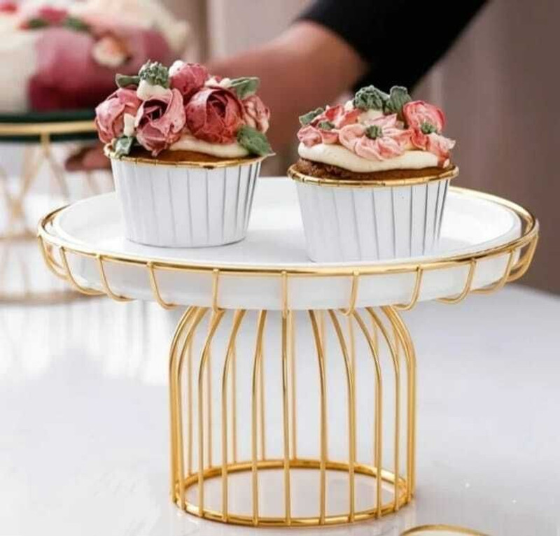 BARUABABA Royal Gold Cake Stand Iron Cake Server(Gold, White, Pack of 1)